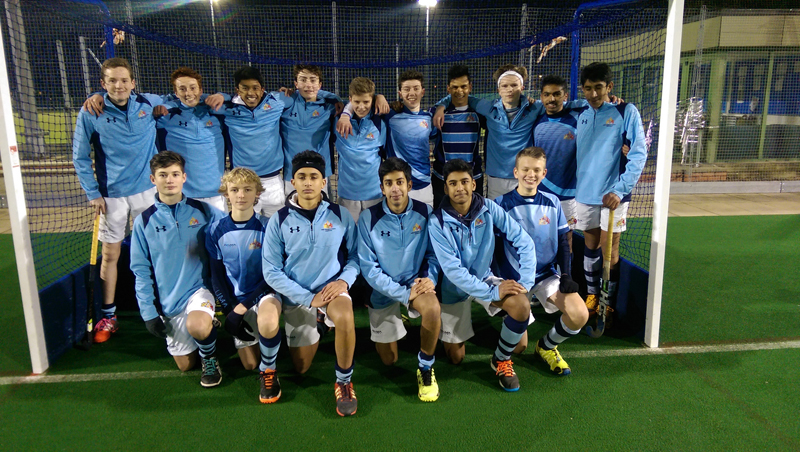 a picture of the u16 hockey team
